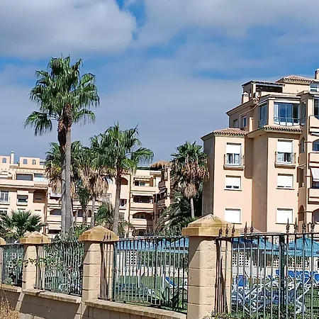 Dos Soles - Only 100 Meters From Torremolinos
